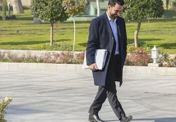 آخرین خبرها از پرونده قضایی آذری جهرمی | وزیر ارتباطات سابق به زندان می‌رود؟