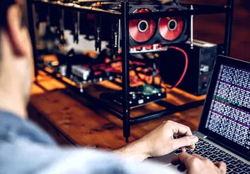 آیا استخراج بیت کوین با کامپیوتر و لپتاپ سودآوری دارد؟