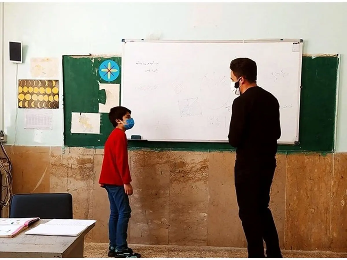 رتبه بندی معلمان نباید شامل همه فرهنگیان شود!