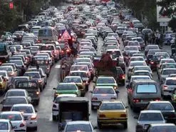 ترافیک سنگین در تهران پس از تعطیلی پمپ بنزین‌ها