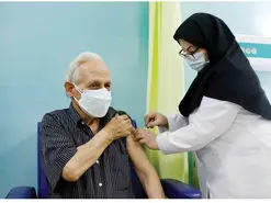 دوز سوم واکسن کرونا زودتر به بالای ۶۵ ساله ها تزریق شود