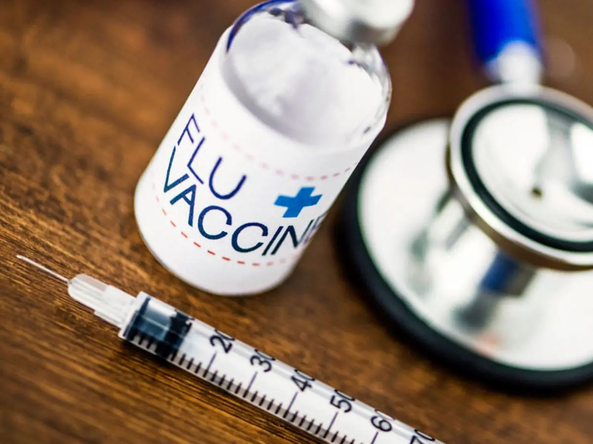 تداخل واکسن آنفلوانزا با واکسن کرونا حقیقت دارد؟