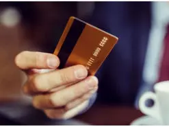 کارت اعتباری ۷ میلیونی در کدام بانک ها ارائه می‌شود؟