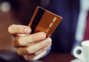 کارت اعتباری ۷ میلیونی در کدام بانک ها ارائه می‌شود؟