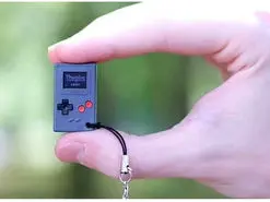 ساخت کوچکترین کنسول بازی جهان با قابلیت‌های بالا