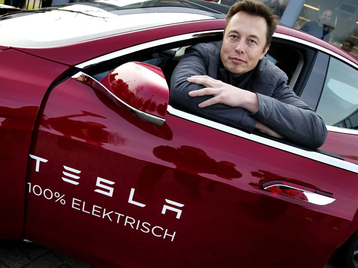 ایلان ماسک: اگر مشکل گرسنگی حل می‌شود سهام تسلا را می‌فروشم