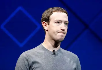 زاکربرگ باید از فیسبوک کناره گیری کند!