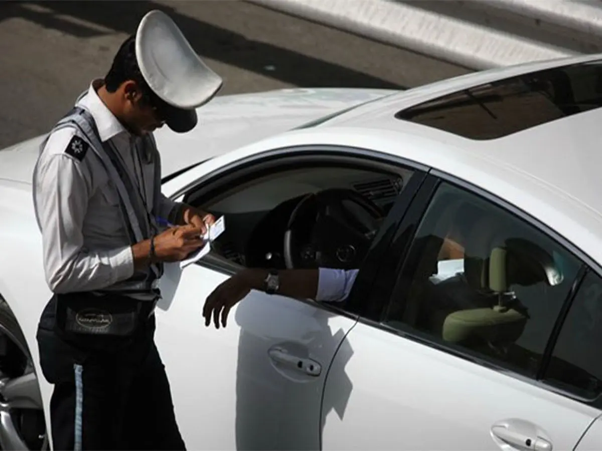 ملاک جریمه شدن خودروهای شیشه دودی چیست؟