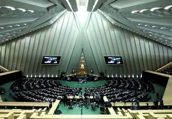 مجلس جلوی پرداخت حقوق های نجومی را گرفت!