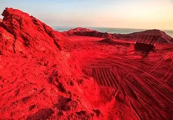 تکذیب قاچاق خاک از جزیره هرمز