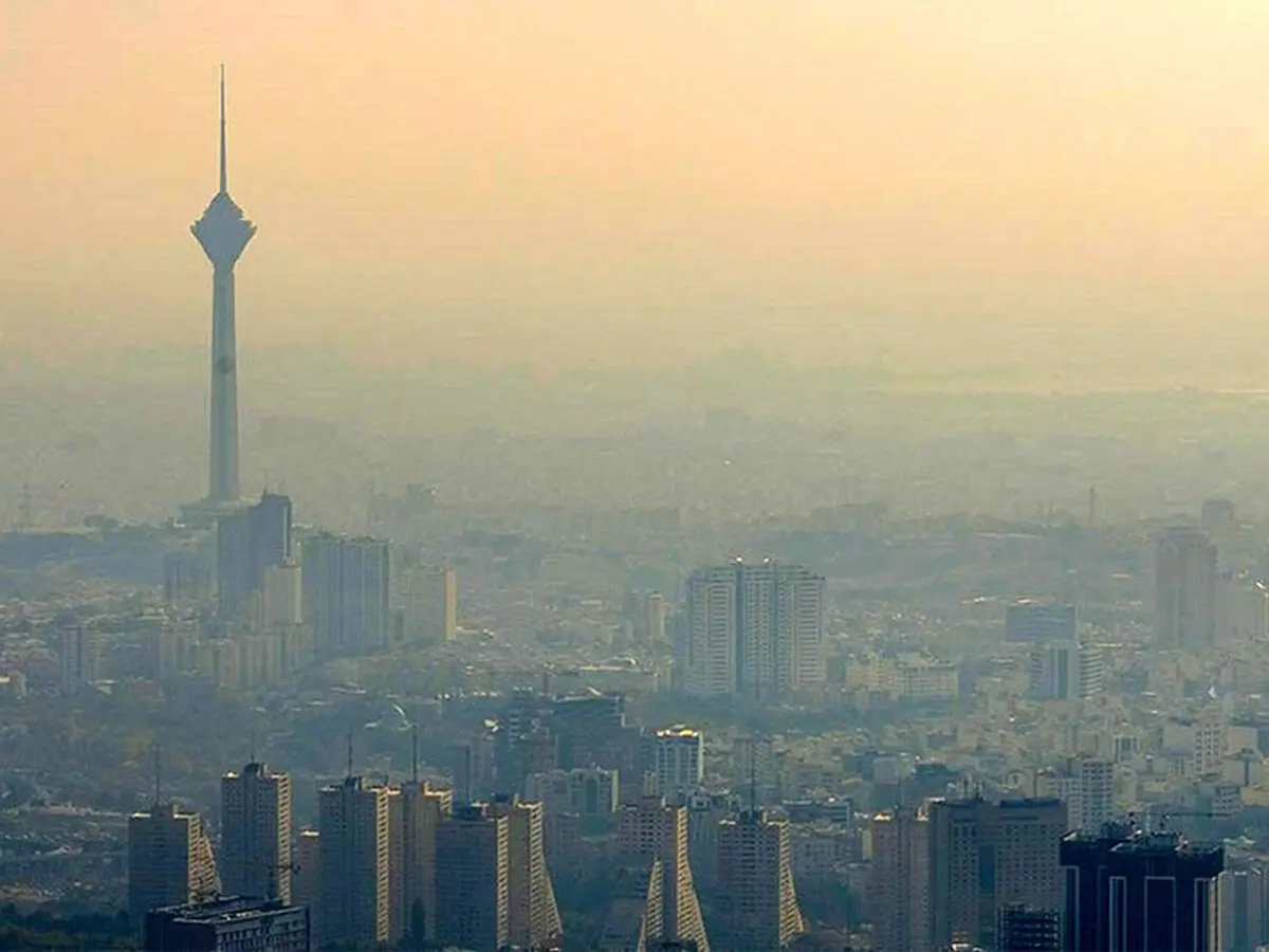 توقف اضطراری واحدهای تولیدی و تردد کامیون‌ها برای کاهش آلودگی هوای تهران