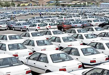 تلاطم امروز بازار خودرو نتیجه اظهارات غیرمسئولانه است