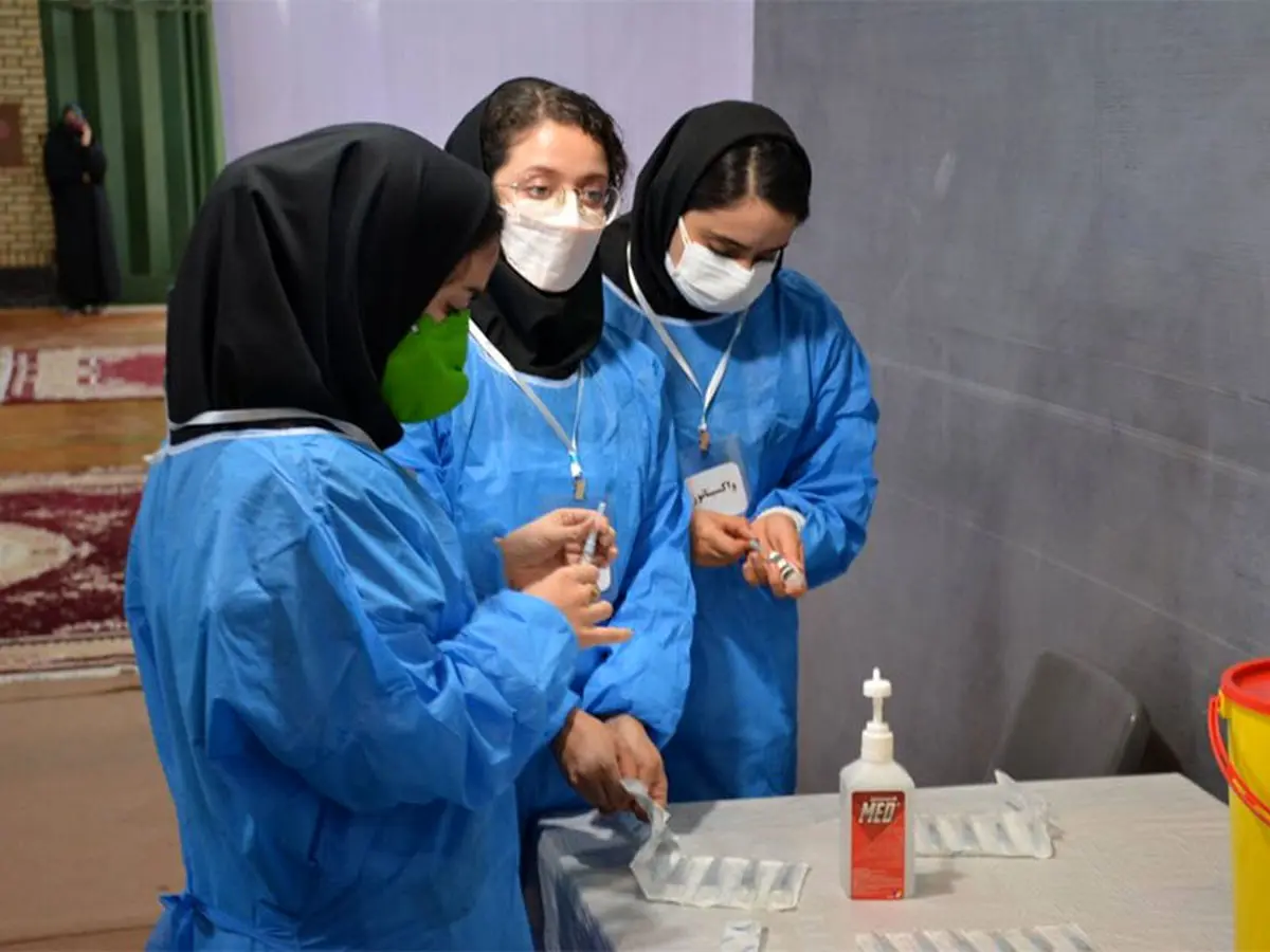 حق الزحمه دانشجویان واکسیناتور مشخص شد | تشویق برای کمک به واکسیناسیون در کشور