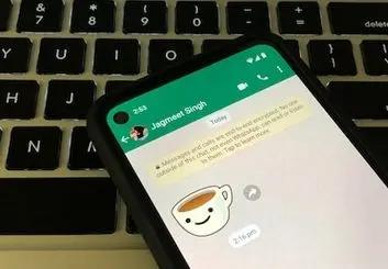 ویژگی جدید واتساپ برای فوروارد استیکر در اندروید