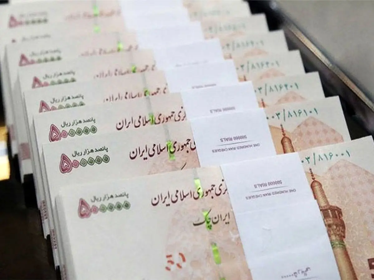 در بودجه 1401 حقوق چه کسانی کمتر می‌شود؟