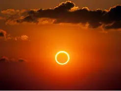 شنبه خورشید گرفتگی کامل 2021 اتفاق می‌افتد