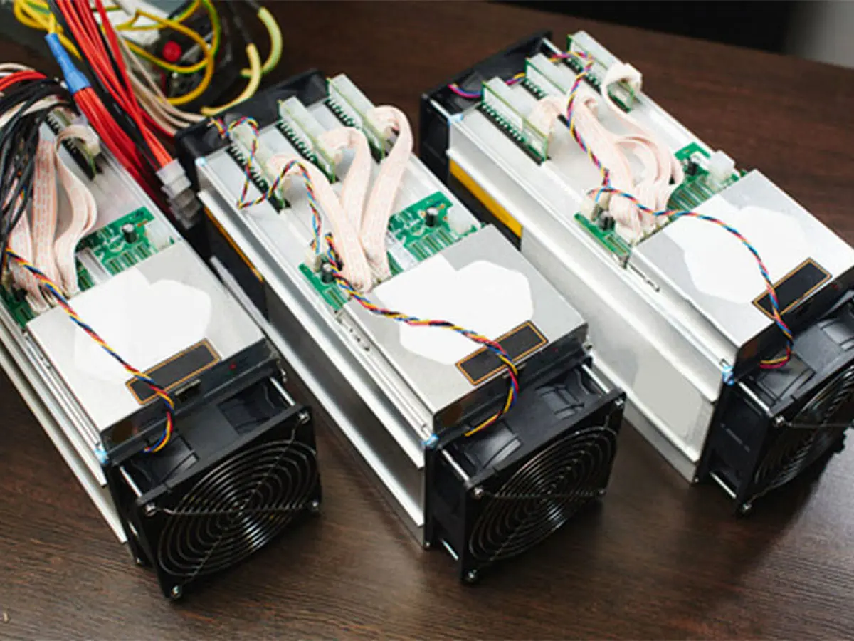 حمله سایبری مجرمان به دستگاه‌های استخراج رمزارز | دستگاه‌های کیونپ در معرض خطر