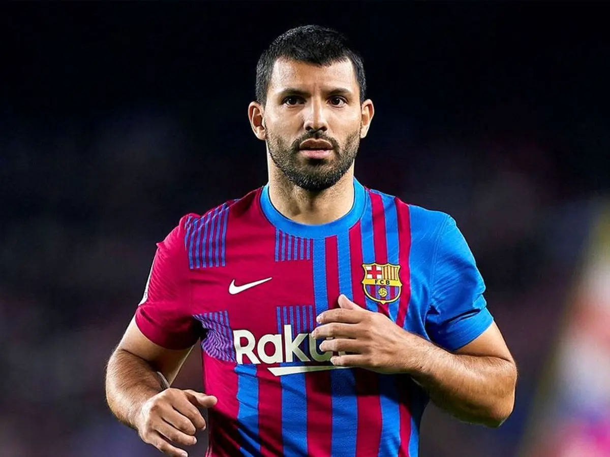 سرخیو آگوئرو رسما از فوتبال خداحافظی می‌کند! علت خداحافظی ستاره بارسلونا چیست؟