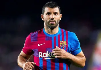 سرخیو آگوئرو رسما از فوتبال خداحافظی می‌کند! علت خداحافظی ستاره بارسلونا چیست؟