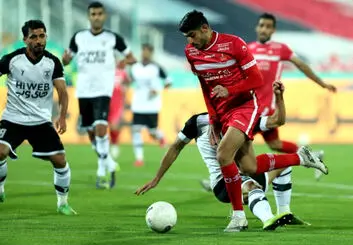 پخش زنده بازی پرسپولیس و پیکان امروز