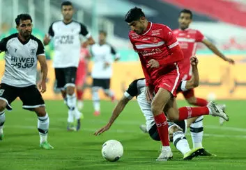 پخش زنده بازی پرسپولیس و پیکان امروز