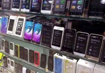 بازار تلفن همراه کشور، بی تأثیر از نوسانات ارزی اخیر