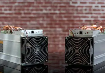 ورود قانونی 10.5 میلیون دلار تجهیزات استخراج رمزارز به کشور | منعی برای واردات ماینر نداریم