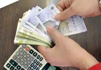 حداقل حقوق ۱۴۰۱ کارمندان ۴ و نیم میلیون تومان شد!