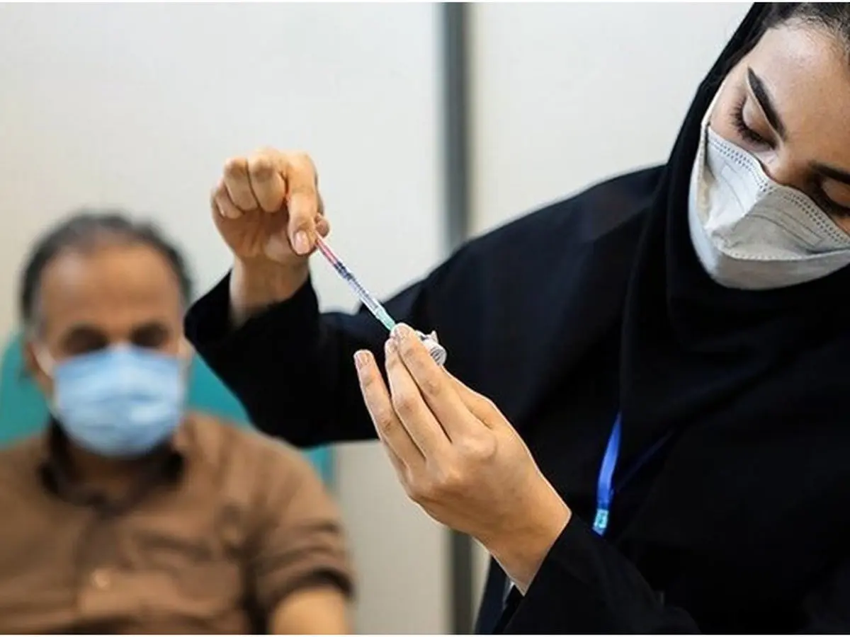 نوبت دوز سوم واکسن بالای 40 سال آغاز شد (15 آذر)