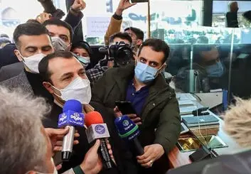 سامانه ثبت درخواست های ارزی خرد راه‌اندازی می‌شود | منابع ارزی کافی داریم