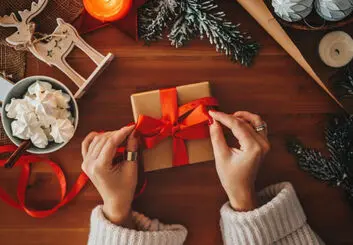 کادو کریسمس چی بخریم؟ ایده‌های عالی برای هدیه روز کریسمس