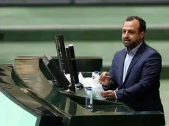 ۵۰ امضا برای استیضاح وزیر اقتصاد دولت سیزدهم تا کنون | خاندوزی فقط نظاره‌گر اوضاع اقتصادی است