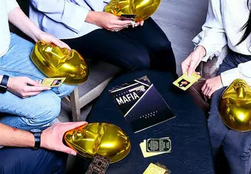 معرفی بازی مافیا | دورهمی دوستانه در شهر گانگسترها