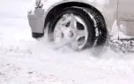 در صورت گیر افتادن ماشین در برف بدون زنجیر چرخ چه کنیم؟