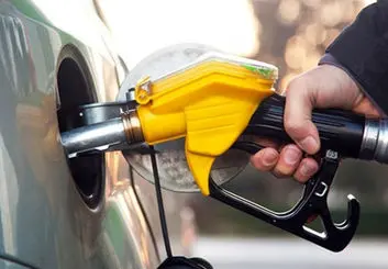 واریز سهمیه بنزین دی ماه امشب (۳۰ آذر) انجام می‌شود | مقدار سهمیه چقدر است؟