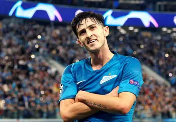 عنوان بهترین بازیکن سال روسیه به «سردار آزمون» رسید