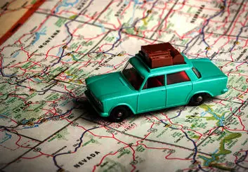 آموزش دریافت گواهینامه بین المللی | چطور گواهینامه رانندگی بین المللی بگیریم؟