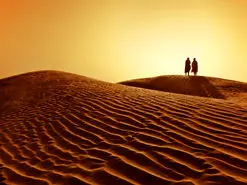 در سافاری کویر چه وسایلی همراه خود داشته باشیم؟ | راهنمای سفر به کویر