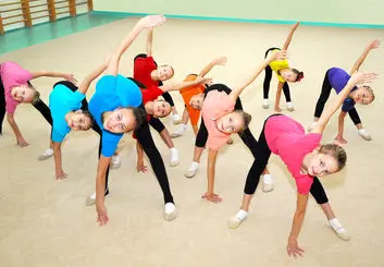 تمرینات کششی برای افزایش قد در سنین رشد