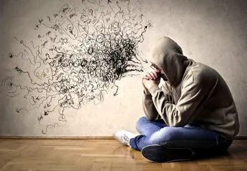 رهایی از افکار منفی با ۷ روش کاربردی و موثر