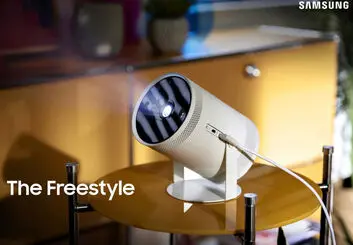 سامسونگ پروژکتور قابل حمل The Freestyle را معرفی کرد