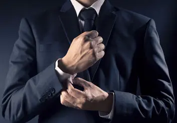 برای انتخاب لباس مناسب مراسم رسمی به چه نکاتی توجه کنیم؟