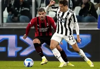 پخش زنده بازی یوونتوس و آث میلان امشب (۳ بهمن)