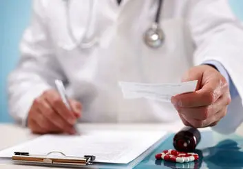 نرخ ویزیت پزشکان در سال ۱۴۰۱ اعلام شد | افزایش 60 درصدی به دلیل تورم