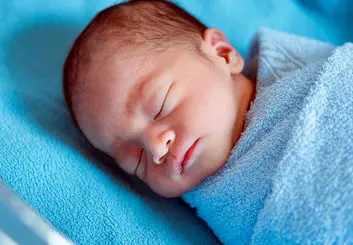 مادران باردار در پی تولد فرزندان در تاریخ 01/01/01