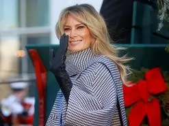 ملانیا ترامپ NFT خودش را خرید