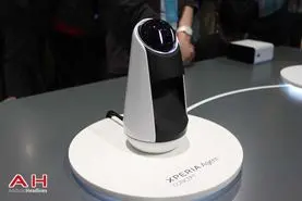 Xperia Agent CONCEPT به عنوان رباط دستیار عمل می کند