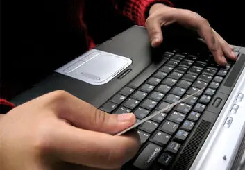 هشدار کلاهبرداری اینترنتی به بهانه خرید روز پدر