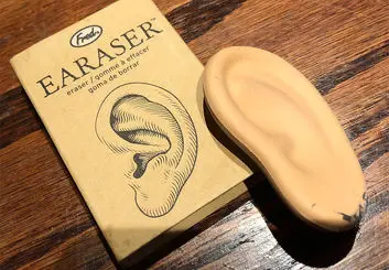 انتقادها از فروش پاک‌کن گوش بریده ون گوگ در یک گالری لندنی