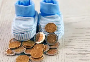 وام فرزندآوری چقدر است و به چه کسانی تعلق می‌گیرد؟